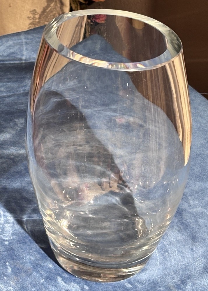 10” Tall Oval Shaped Crystal Vase Hand Blown Made In Poland
