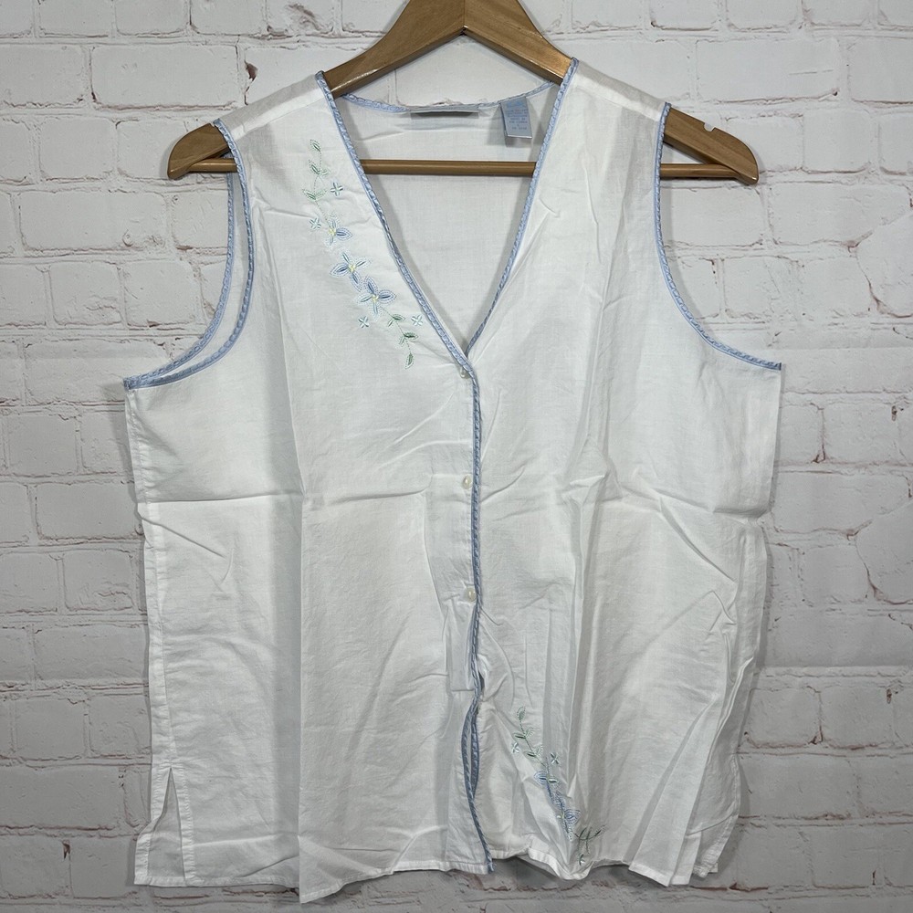 Vintage Erika Taylor Intimates Pajama Top Size Large White Embroridered Floral