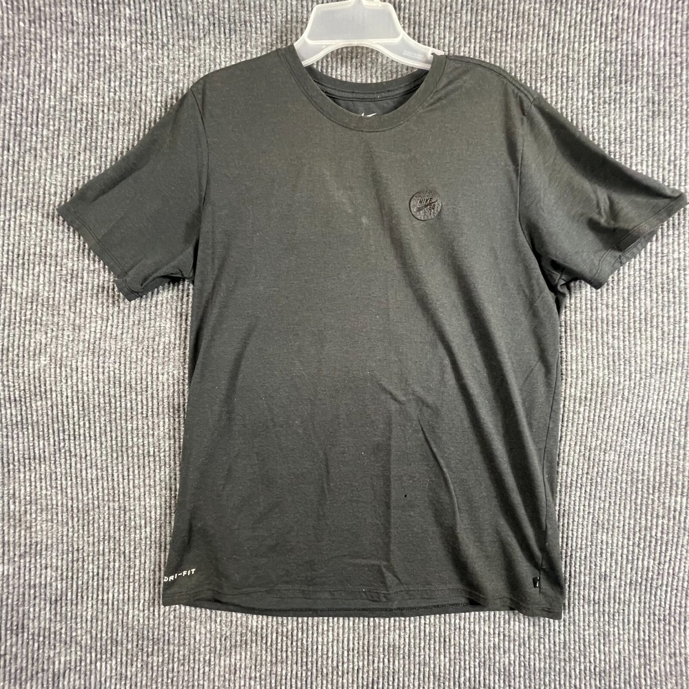 Nike T Shirt Mens Large Black SB Skateboard Swoosh Leather Patch Faded Comfort