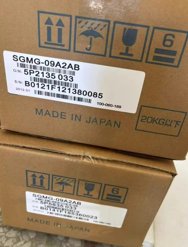 1PC New Yaskawa SGMG-09A2AB Servo Motor In Box
