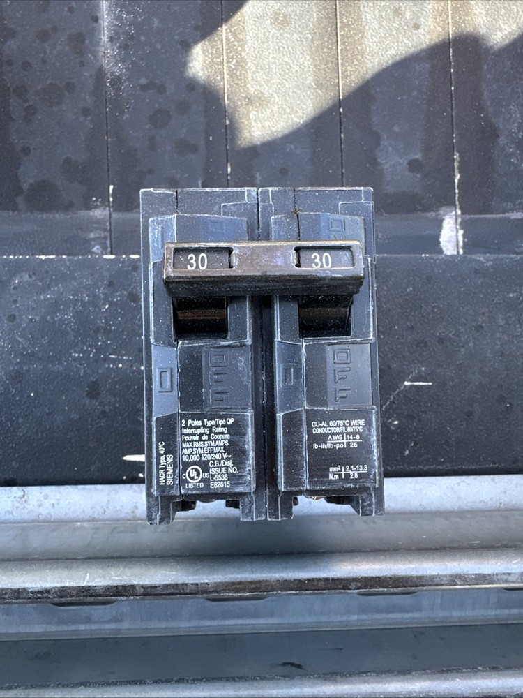 SIEMENS ITE Q230 2 Pole 30 Amp 120/240V Type QP Circuit Breaker