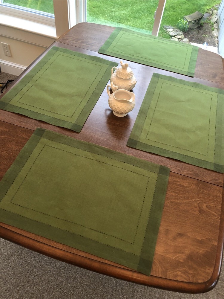 Pier 1 Imports Set of 6 Reversible Cotton Placemats Green 20x14 NWOT