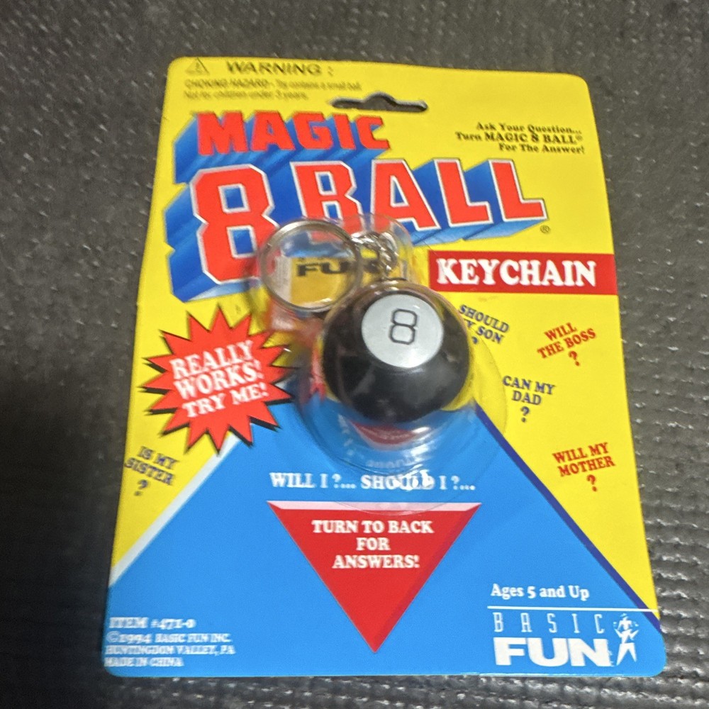 Basic Fun Magic 8 Ball Novelty Plastic Keychain Key Ring Black White
