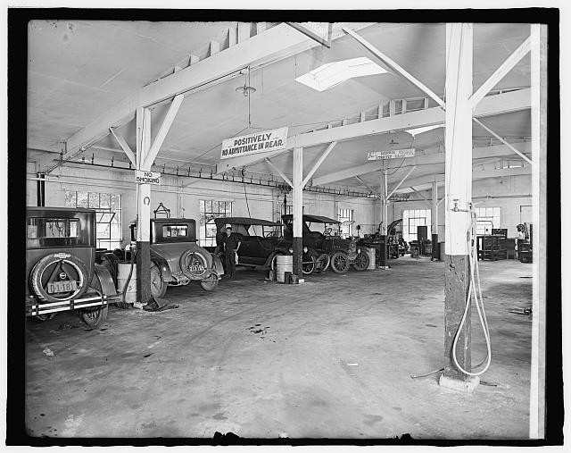 Photo:Montgomery County Motor Co., Rockville, Md.
