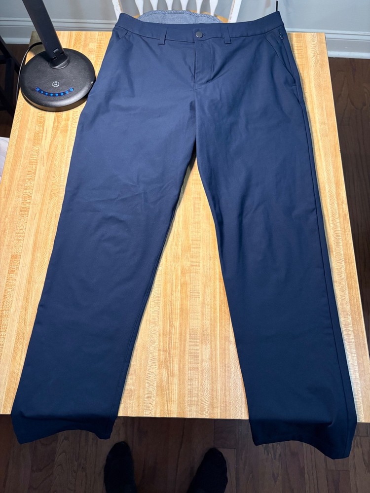 Lululemon ABC Classic-fit Navy Trouser Warpstreme 32x32 WORN A HANDFUL OF TIMES