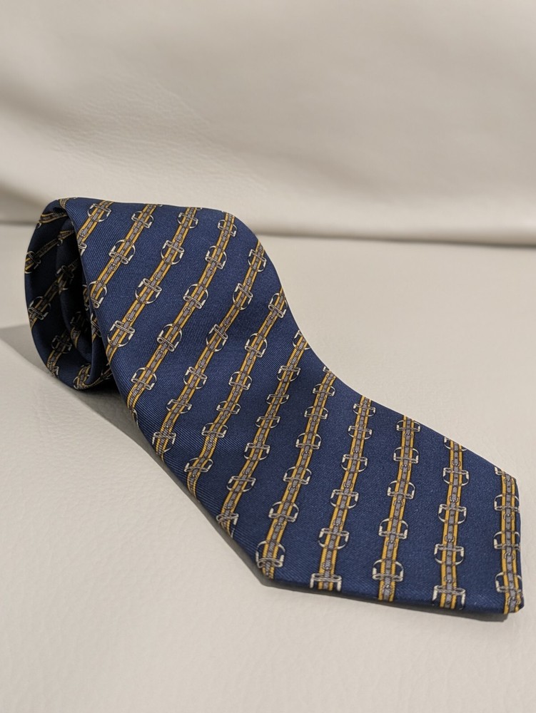 Hermes Navy Buckle Pattern Hs Tie 58 Inch Excellent Preowned Condition