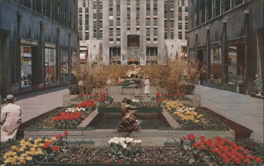 A. Devaney New York City, NY Channel Gardens, Rockefeller Center, UN Flags, City