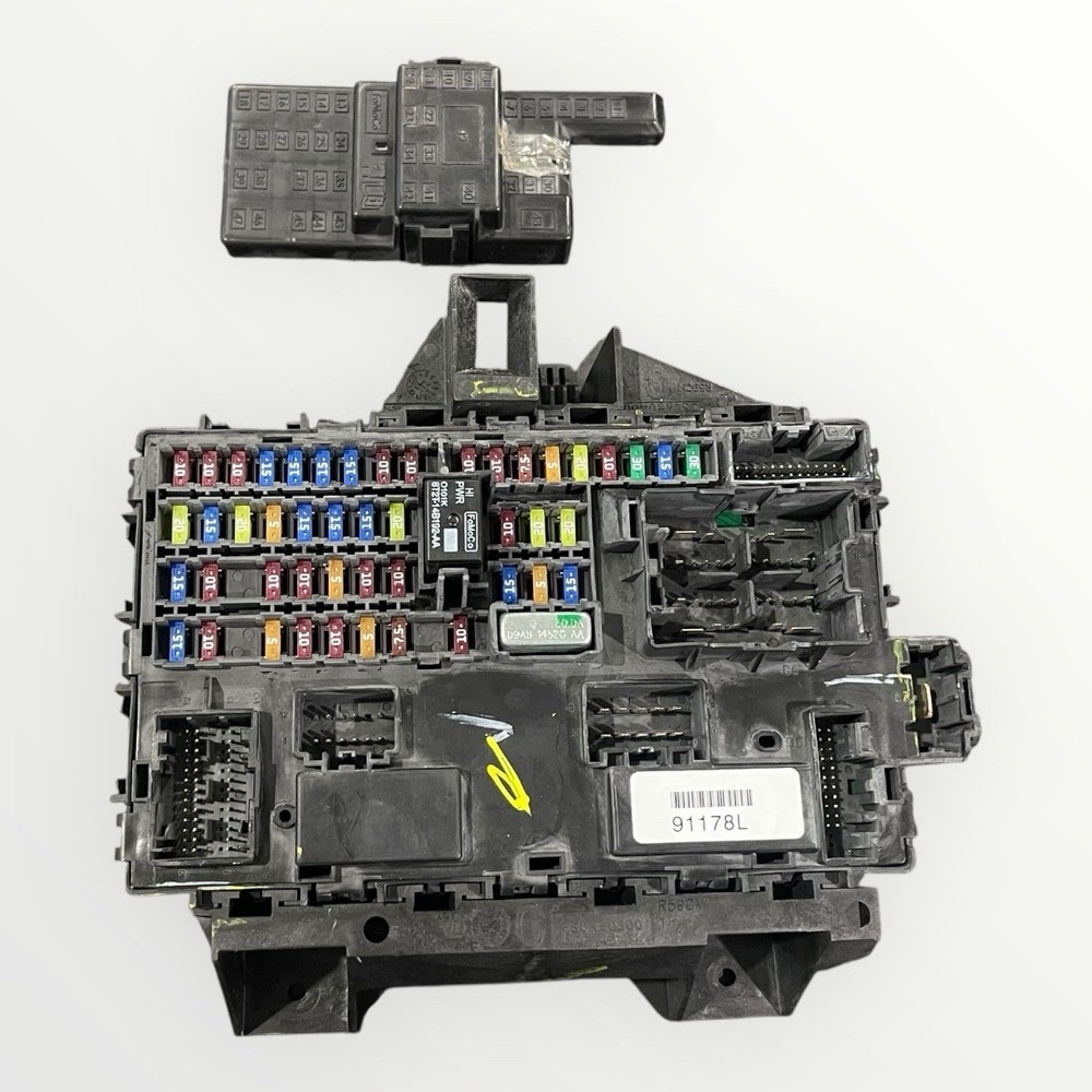 2013-14 Ford F150 Body Control Module Fuse Relay Junction Box BCM EC3T-14B476-BA
