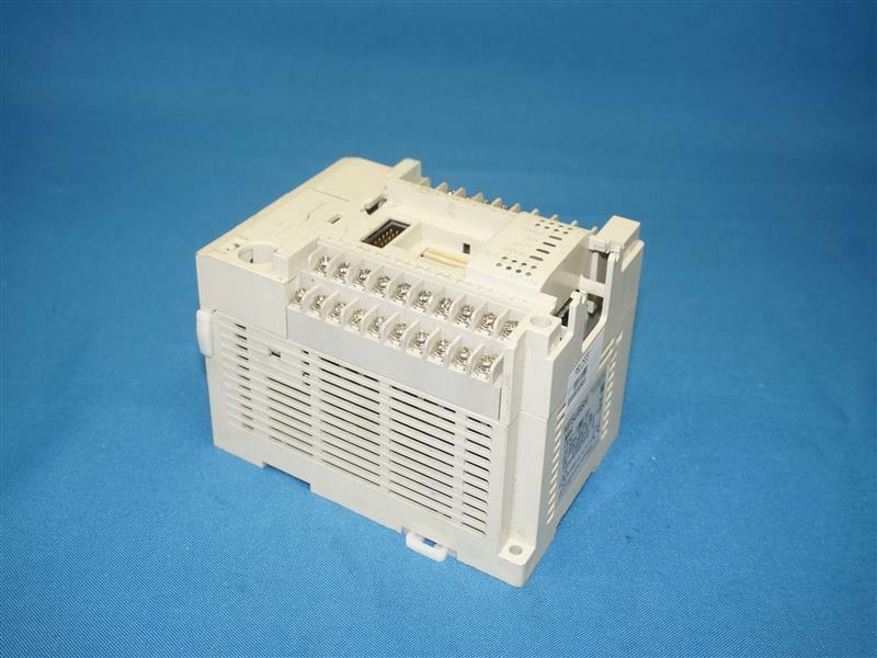 Mitsubishi FX3U-16MR/ES FX3U16MRES PLC w/ Breakage