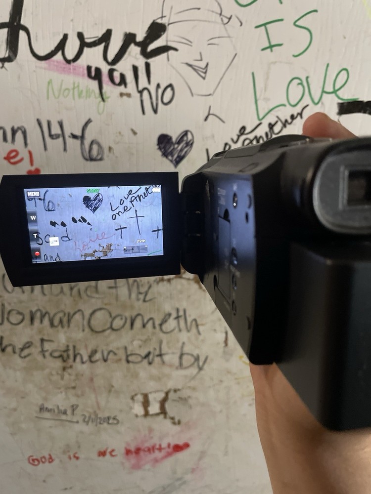 Sony AX33 4K Handycam Camcorder in Black