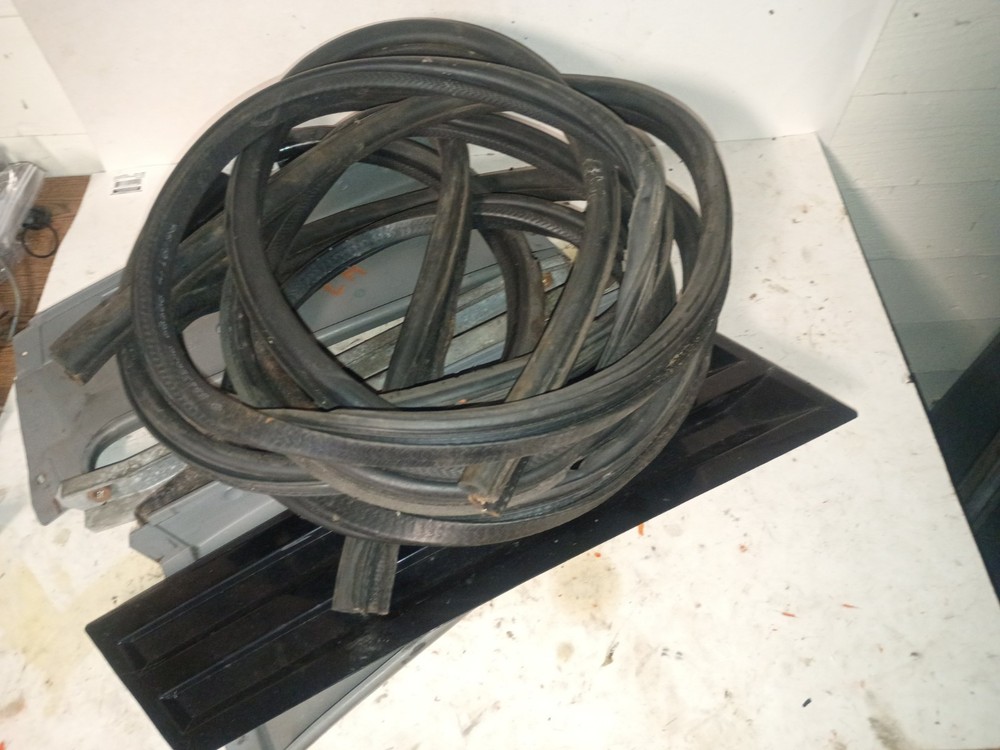 1984-1996 Jeep XJ 2 Door Weatherstripping Panel Cross Brace Misc Lot Used