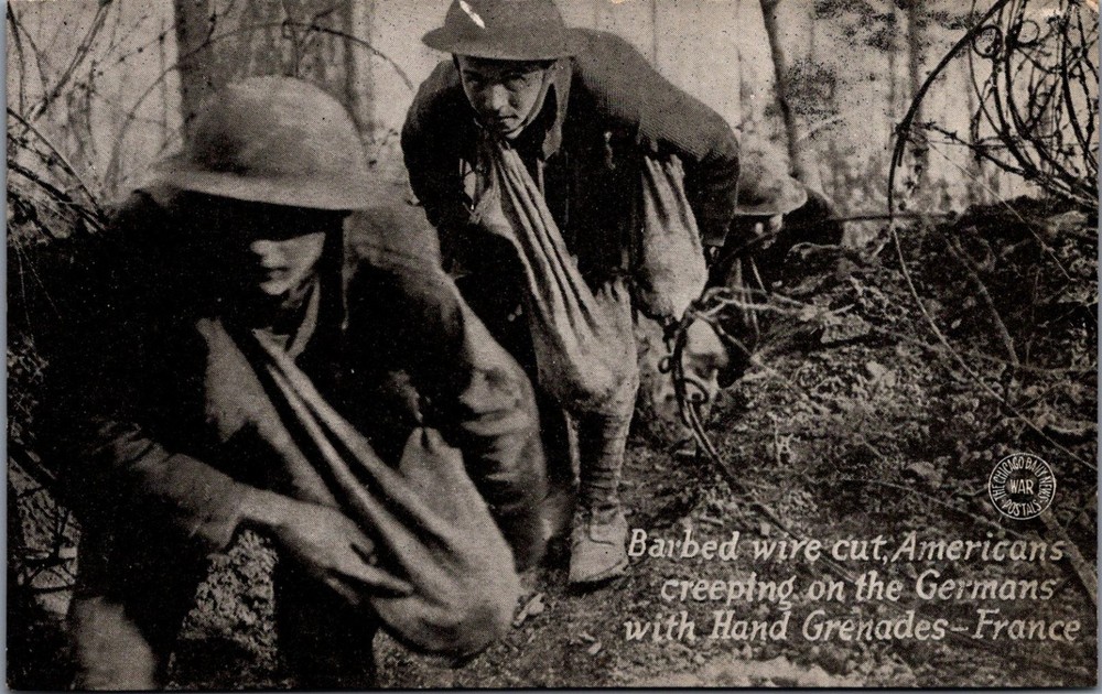 WWI American Soldiers Barbed Wire France Chicago Daily News War Postcard U&U