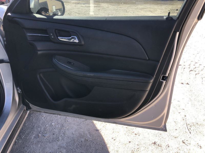 2014 Malibu Front Door Trim Panel Replacement Part 834944