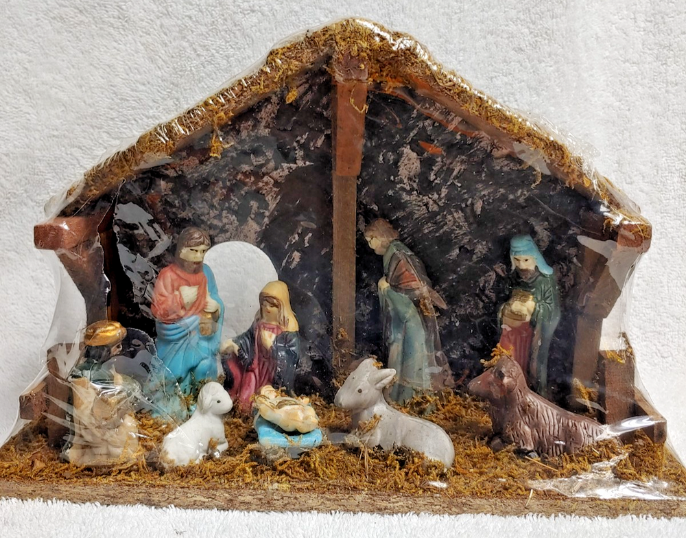 Vintage Nativity Manger Scene 11 pc set NEW