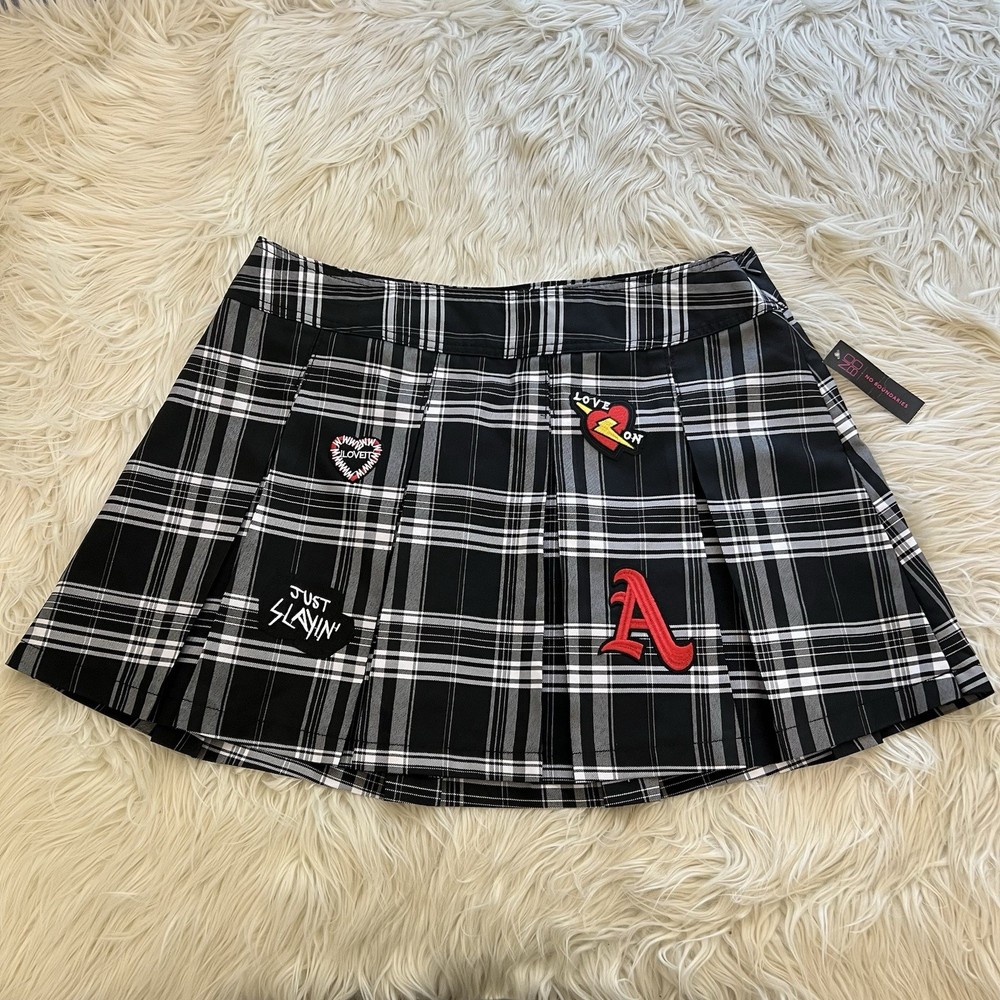 Nobo School Girl Checkered Mini Skirt Juniors Patches Goth XL 15/17 Just Slayin