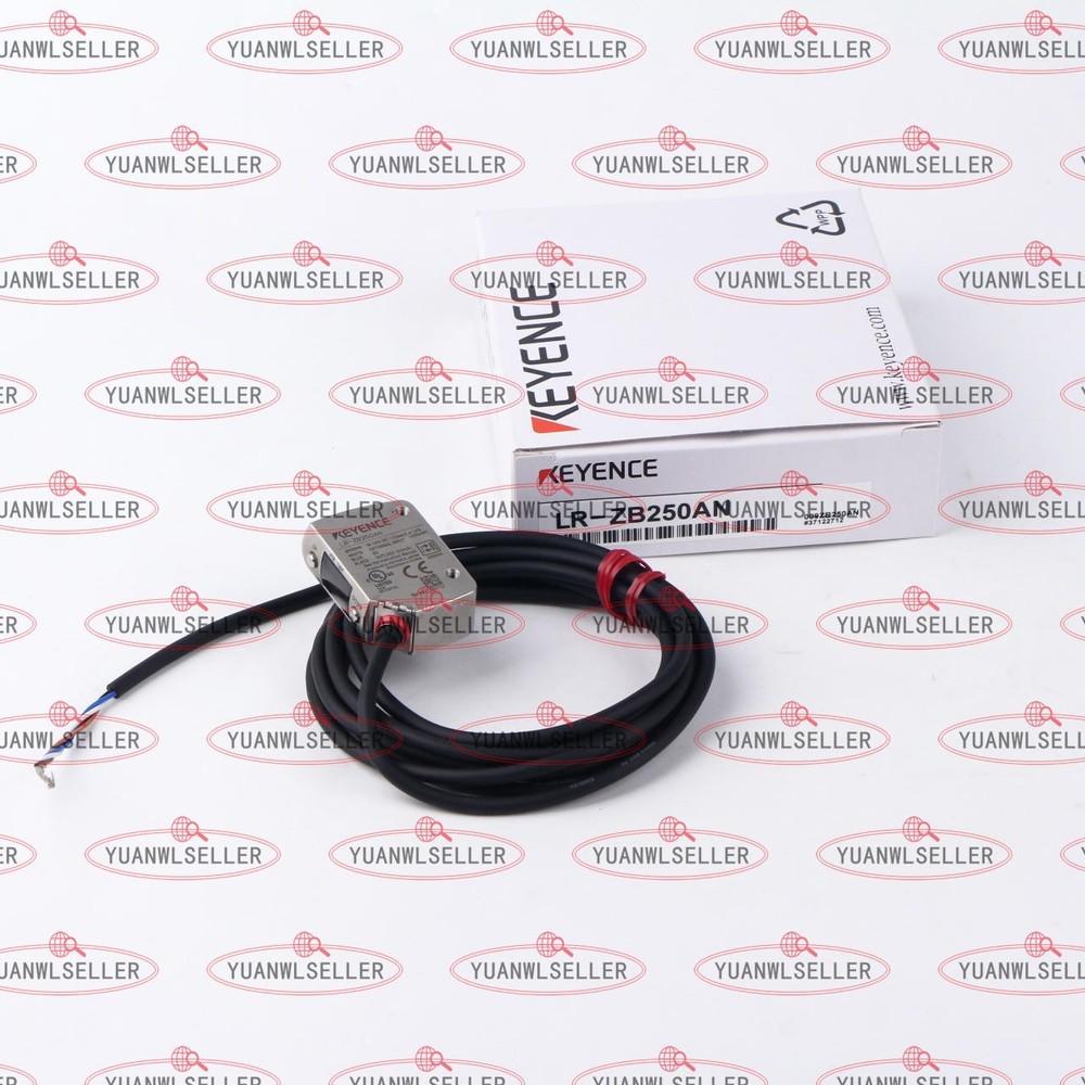 ONE New KEYENCE  LR-ZB250AN LRZB250AN Laser Sensor