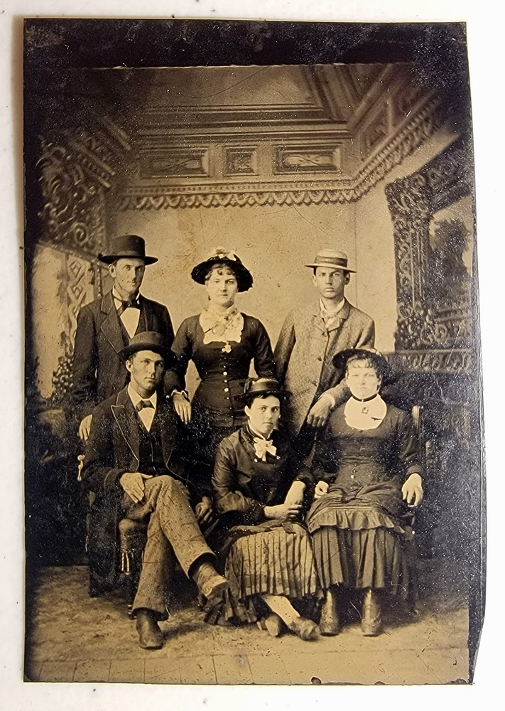 Portrait Of Family In Suits Hats And Dresses Antique Vintage Tintype Photo