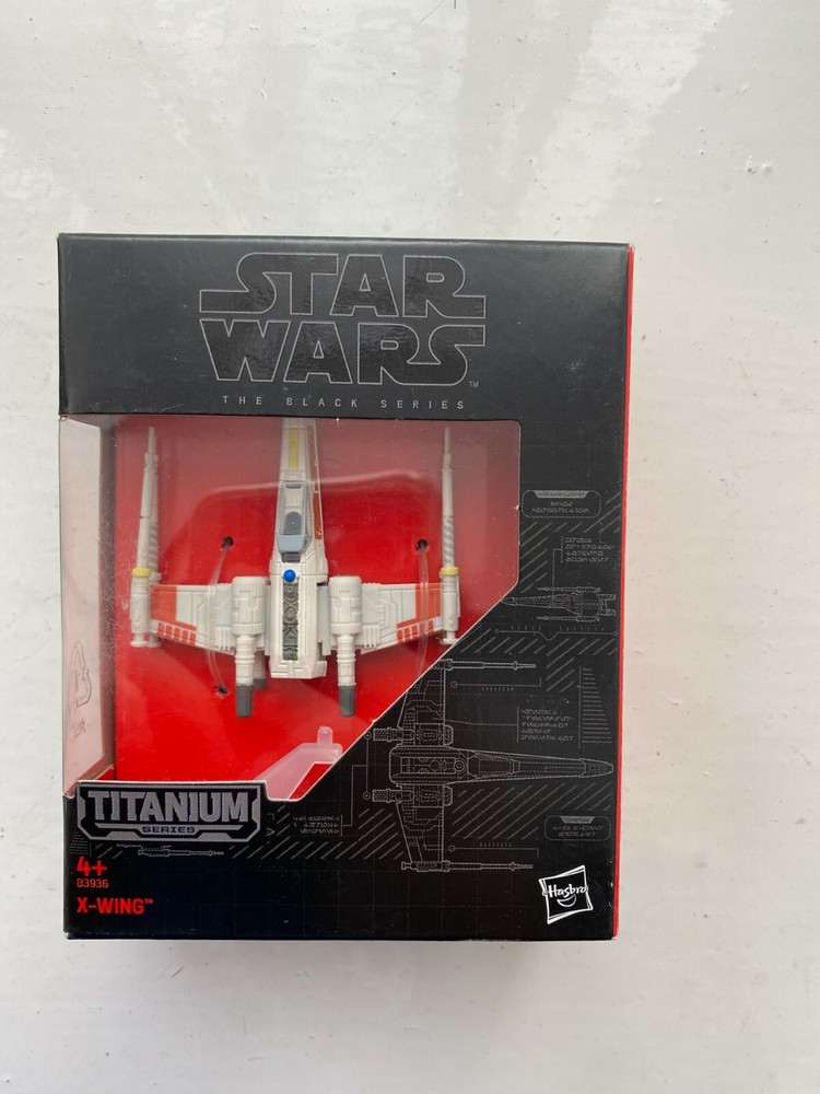 BNIB STAR WARS BLACK TITANIUM SERIES 07 X-WING FIGHTER MODEL STARSHIP VEHICLE