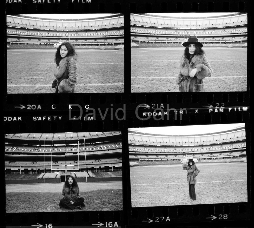 '74 Yoko Ono Shea Stadium Queens NYC John Lennons Wife 35mm 4 Negative Lot B745