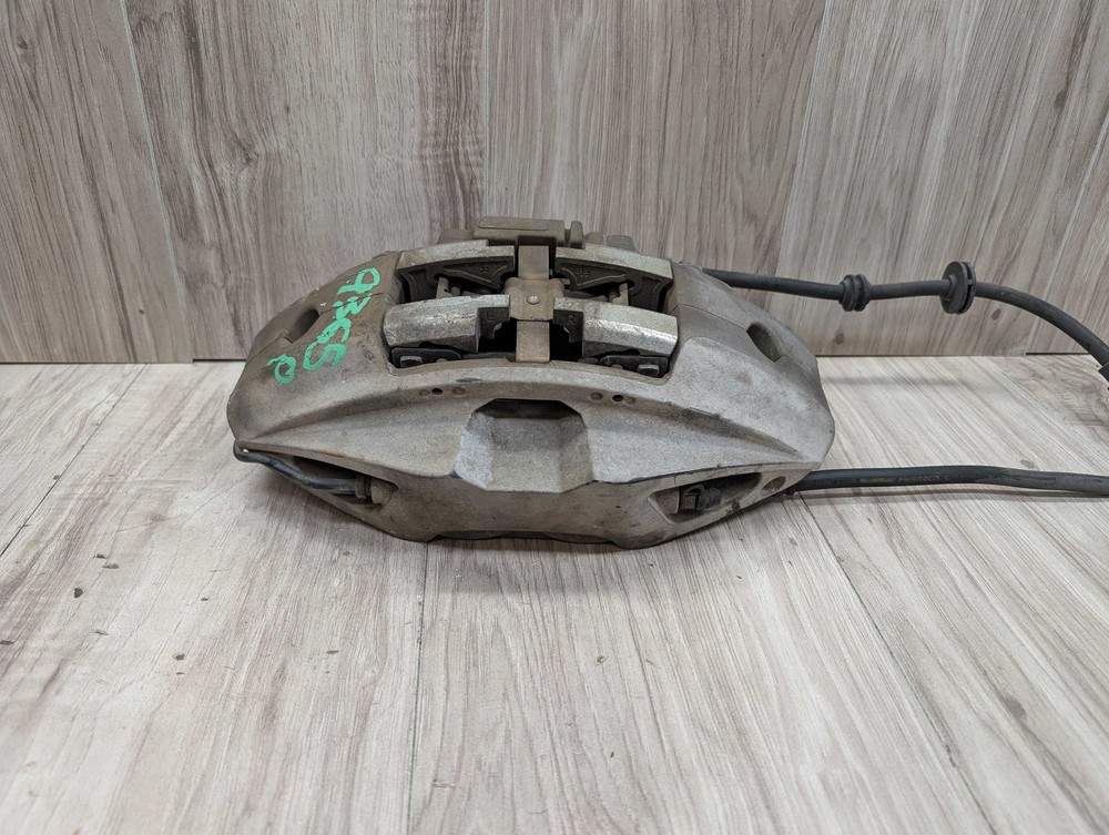 OEM BMW G12 G14 G16 G30 540 740 840 B58 Front Right Passenger Brake Caliper Gray