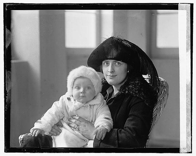 Photo:Mrs. P.A. Drury,Jr.,Baby,February 1922,1