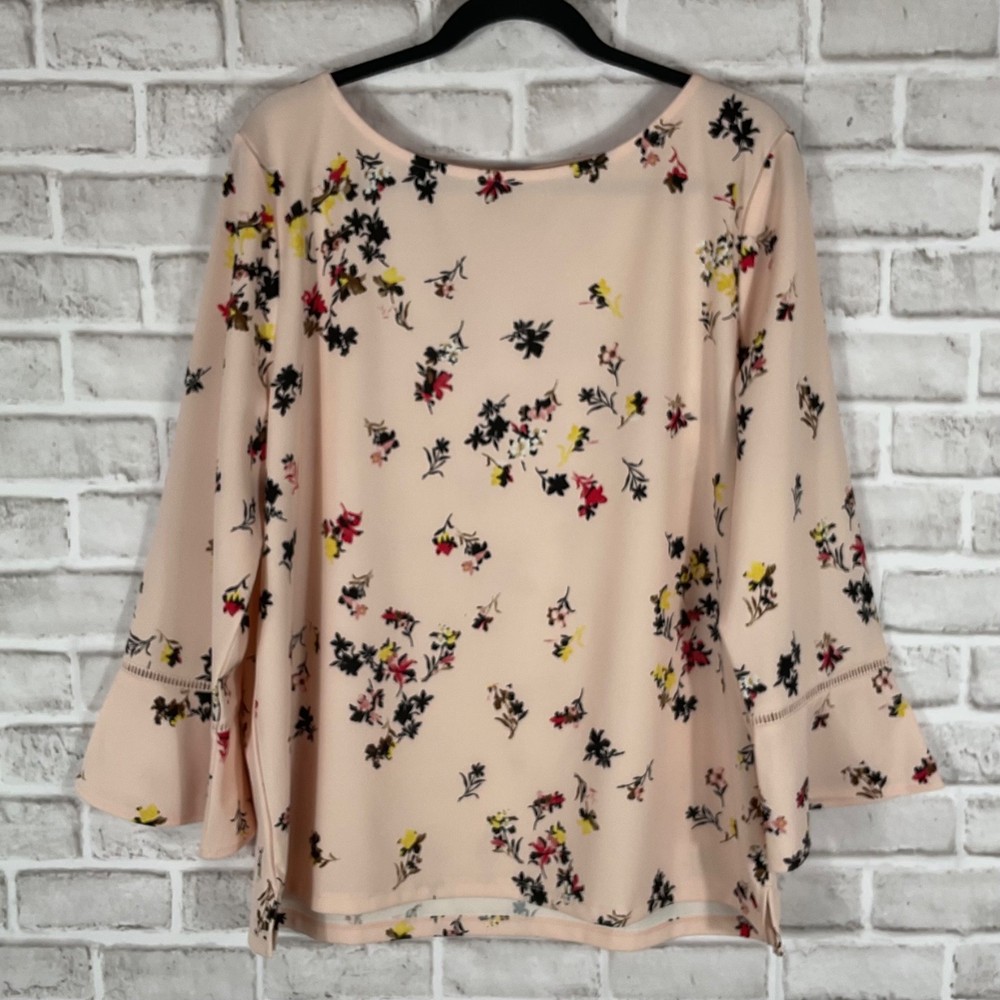 Ann Taylor Factory Top Womens Sz 2XL Pink Floral Pullover Long Bell Sleeve NWT