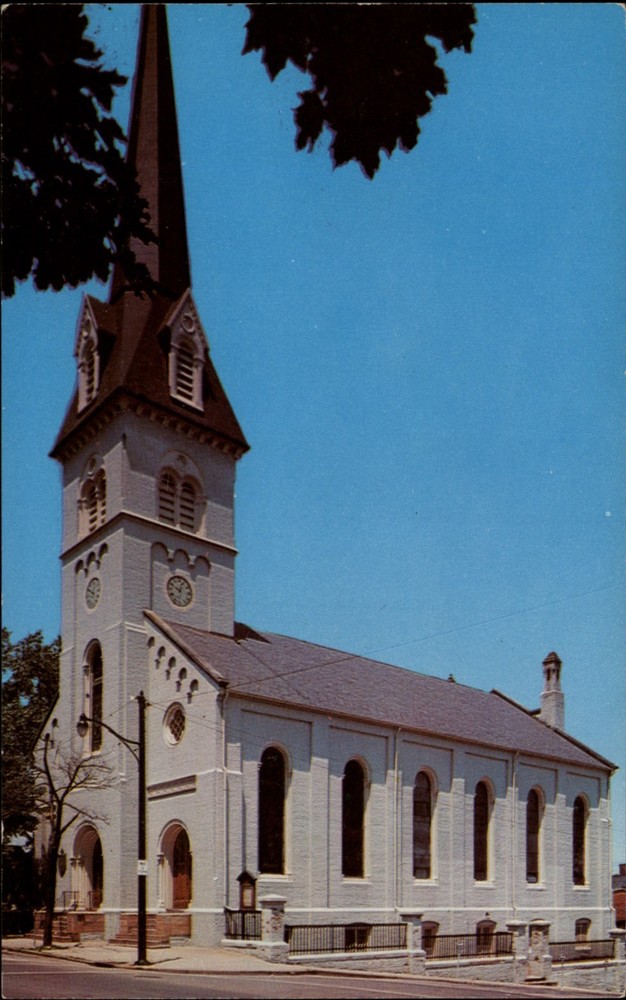 Fredericksburg Virginia St George's Church built 1849 steeple vintage postcard