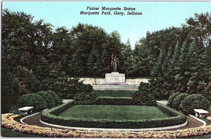 Postcard MONUMENT SCENE Gary Indiana IN m/09 AJ2500