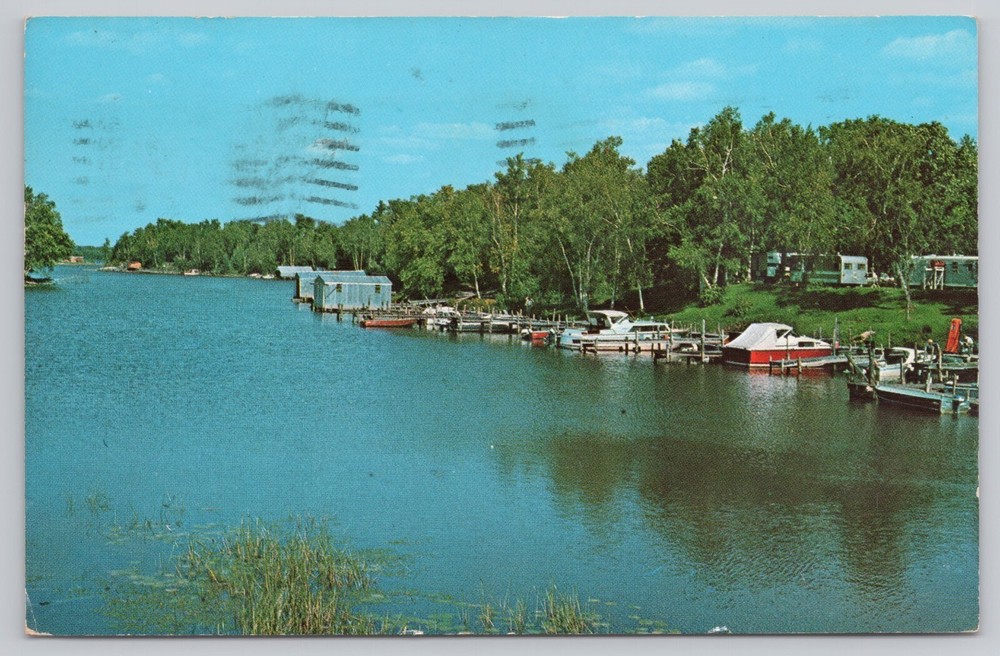 Baudette Minnesota, Wabanica Bay, Lake of the Woods, Vintage Postcard