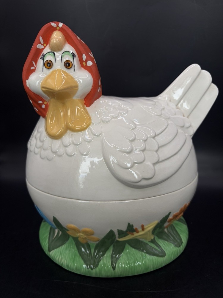 VTG Ceramic Chicken With Bonnet Sitting On Nest Cookie Jar