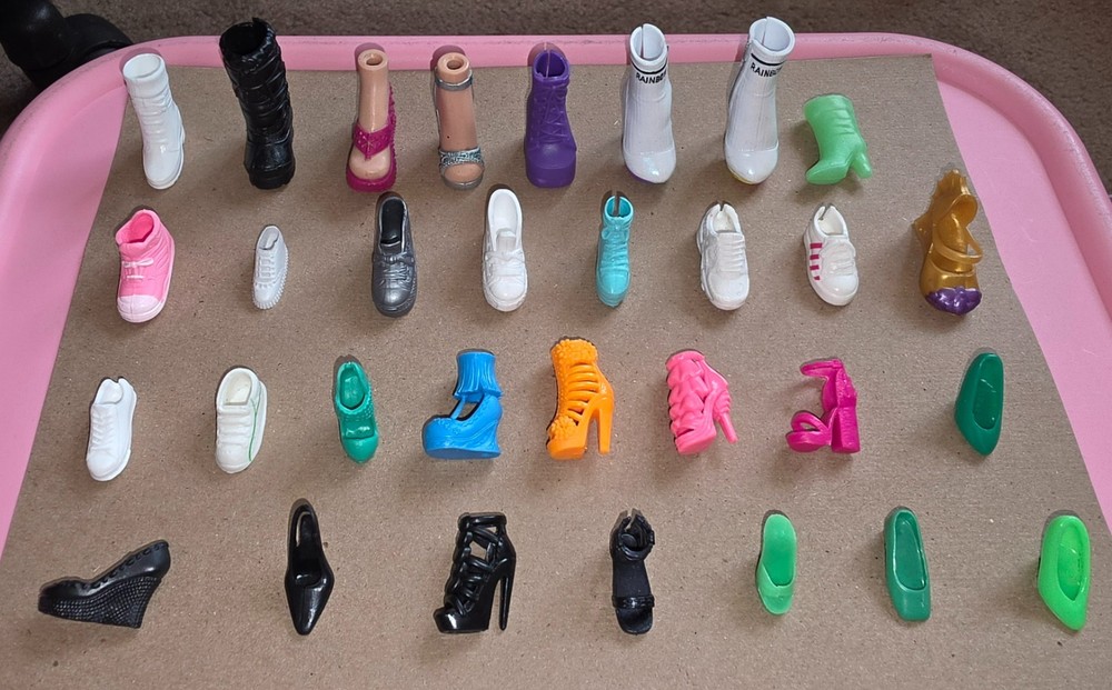 My Scene & Barbie Doll SINGLE 31 Shoes & Boot LOT ***NO PAIRS**