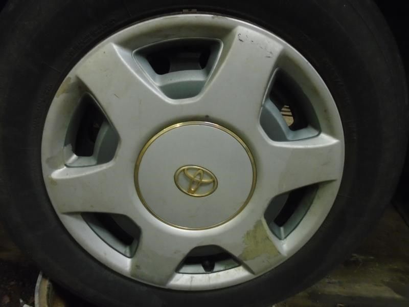 Wheel Cover HubCap 6 Cylinder Fits 92-96 CAMRY 1028140