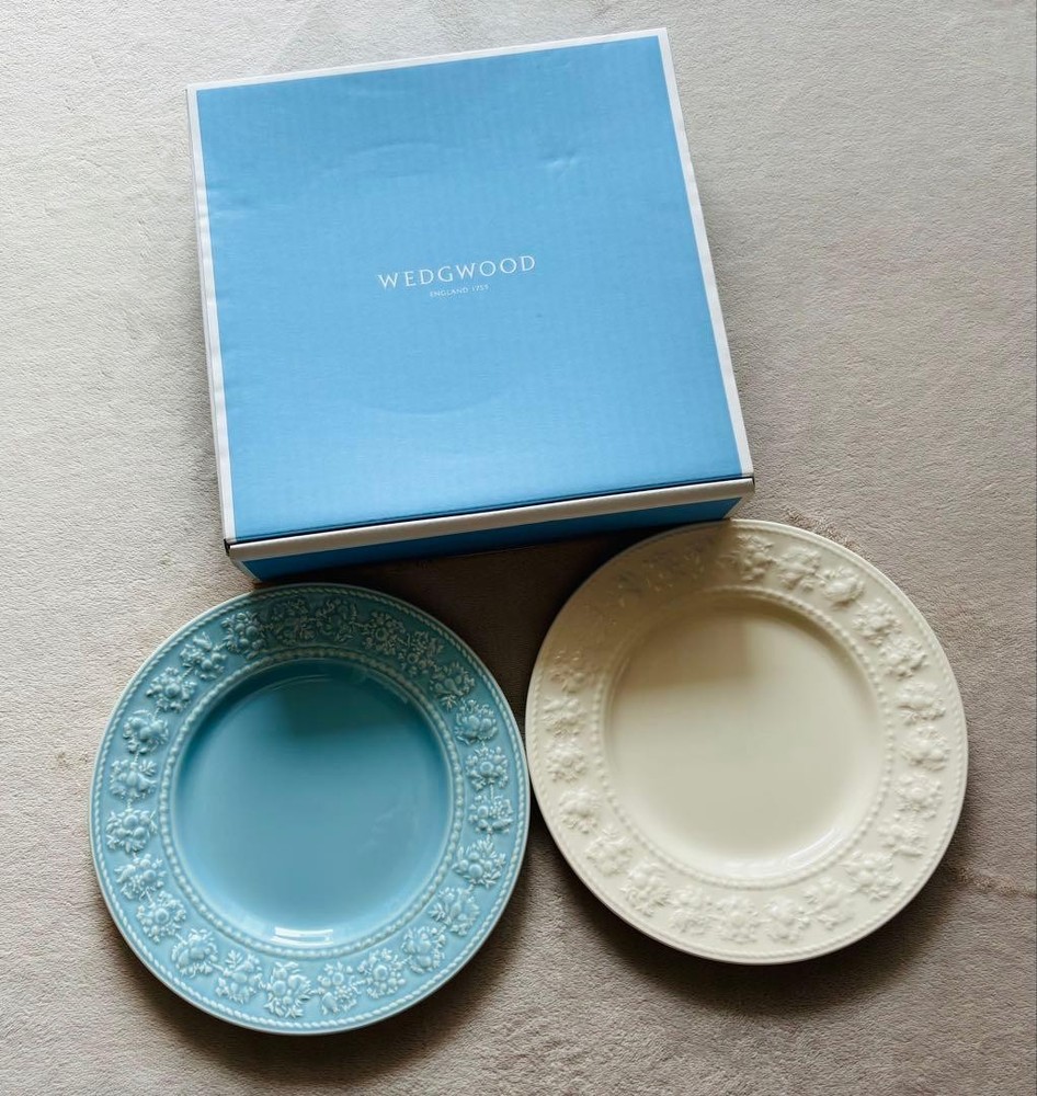 Wedgwood Blue & White Floral Embossed Plates Set of 2 20cm New