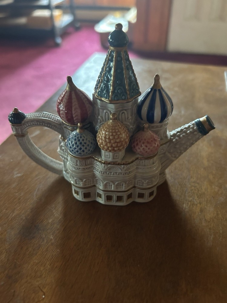 Vintage Retired 1994 St. Basil’s Cathedral Teapot Limited Edition