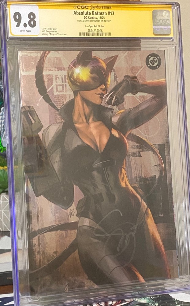 Absolute Batman #13 Lau Spot Foil Signed by Scott Snyder CGC 9.8