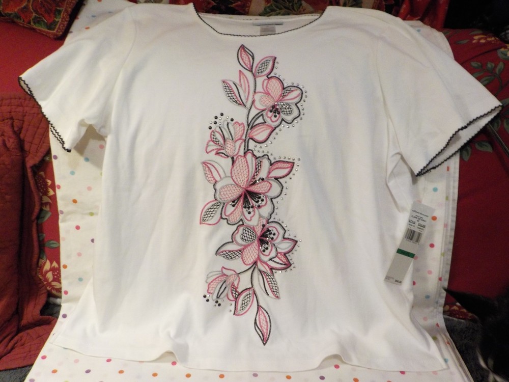 NEW Gorgeous Ladies Top by Alfred Dunner,SizePL,Embroidery,ShortSleeve,NEW