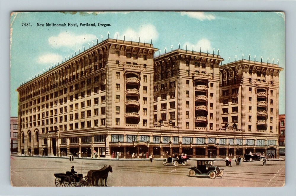 Portland OR-Oregon, New Multnomah Hotel, Automobiles Vintage Souvenir Postcard