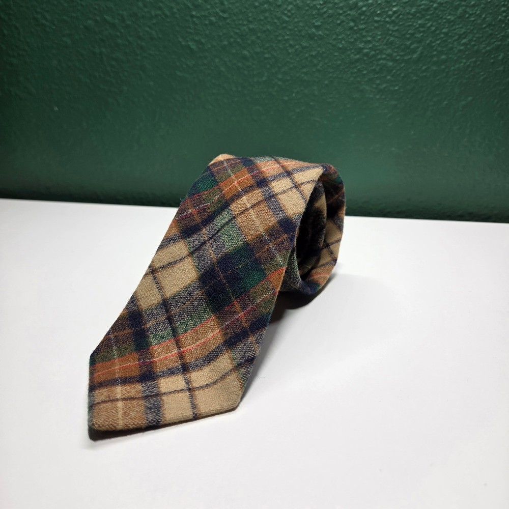 Pendleton Mens Plaid Tie Vintage 100% Virgin Wool Multi-Color Tartan Necktie