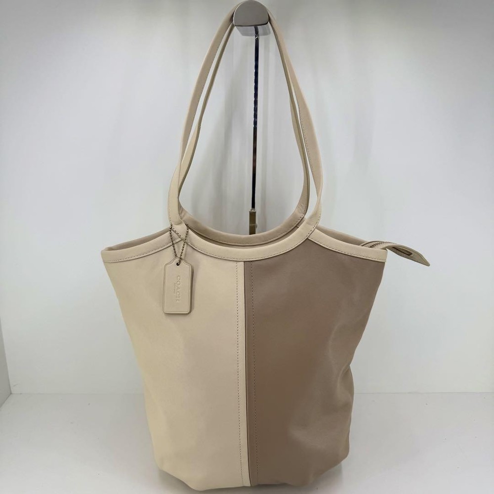 Coach Large Leather Tote Bag Authentic Near Mint Condition