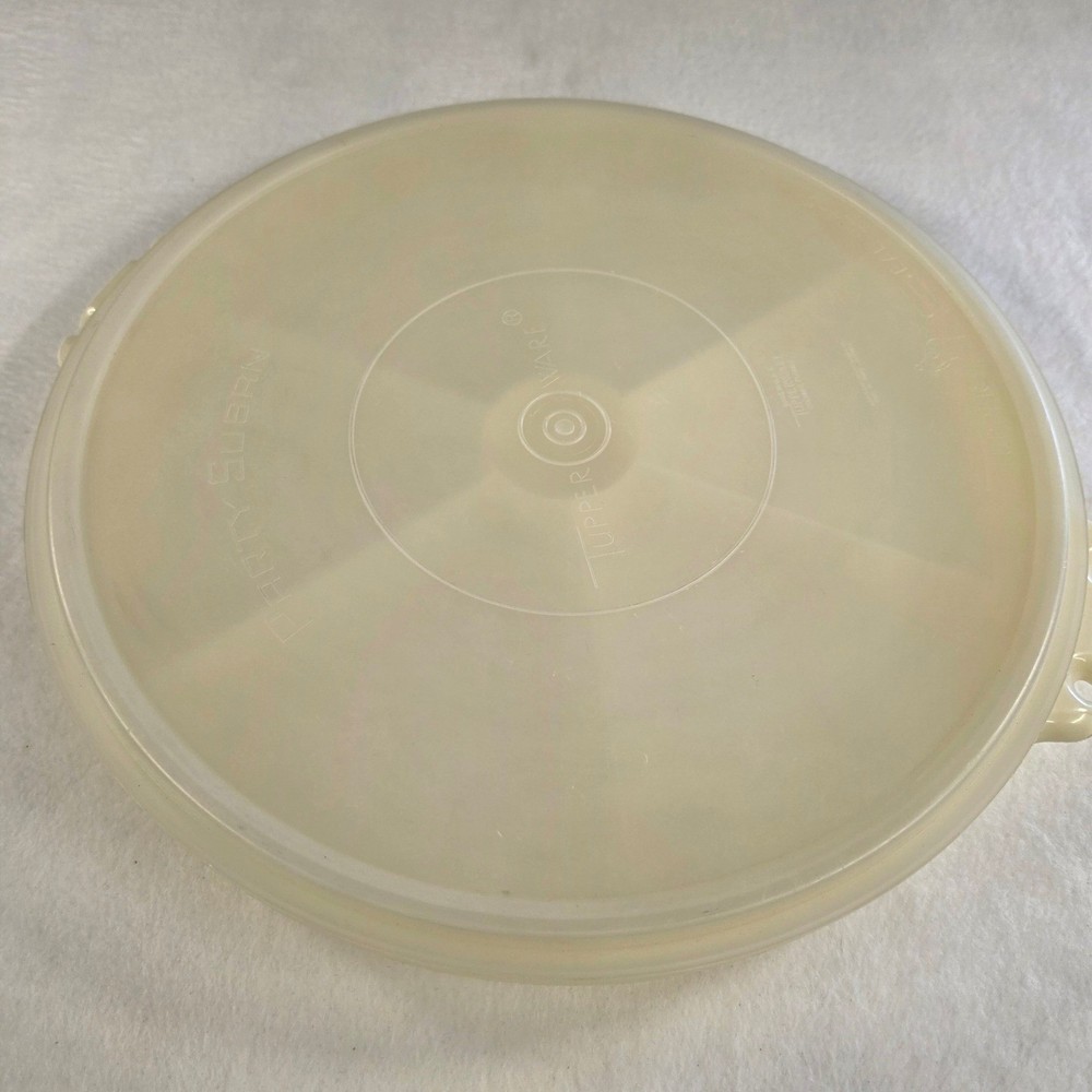 Vintage Tupperware Party Susan 1665 Almond Cream Divided Veggie Tray with Lid