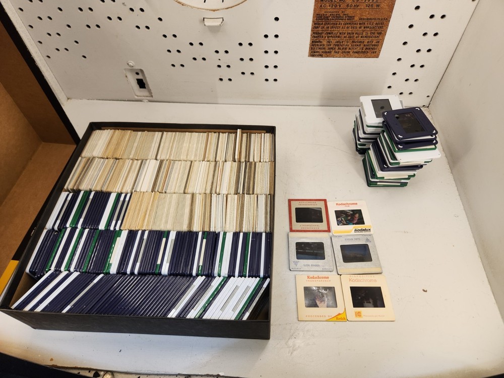 Huge Estate Lot 700+ 35mm Color Photo Slides 1950s-1980s America & Abroad!!!