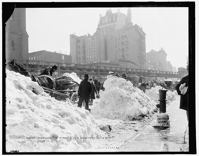 Cleaning,streets,snow removal,New York blizzard,NY,Detroit Publishing Co,1899
