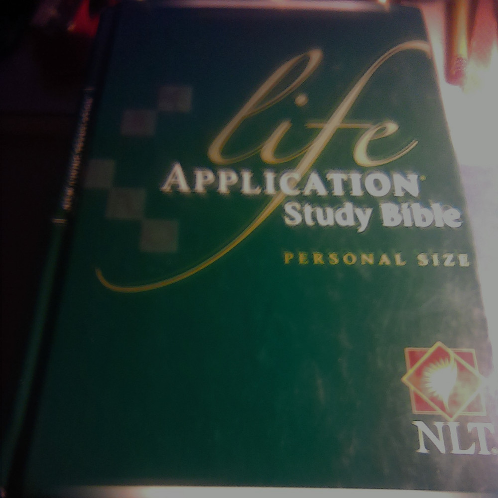 LIFE APPLICATION STUDY BIBLE:1414302592 GIFT NEW NLT HB Personal Size SEE PHOTOS