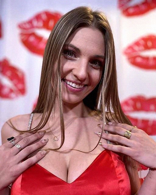 Kenzie Love NOT SIGNED Model 8x10 Photo Print #0127