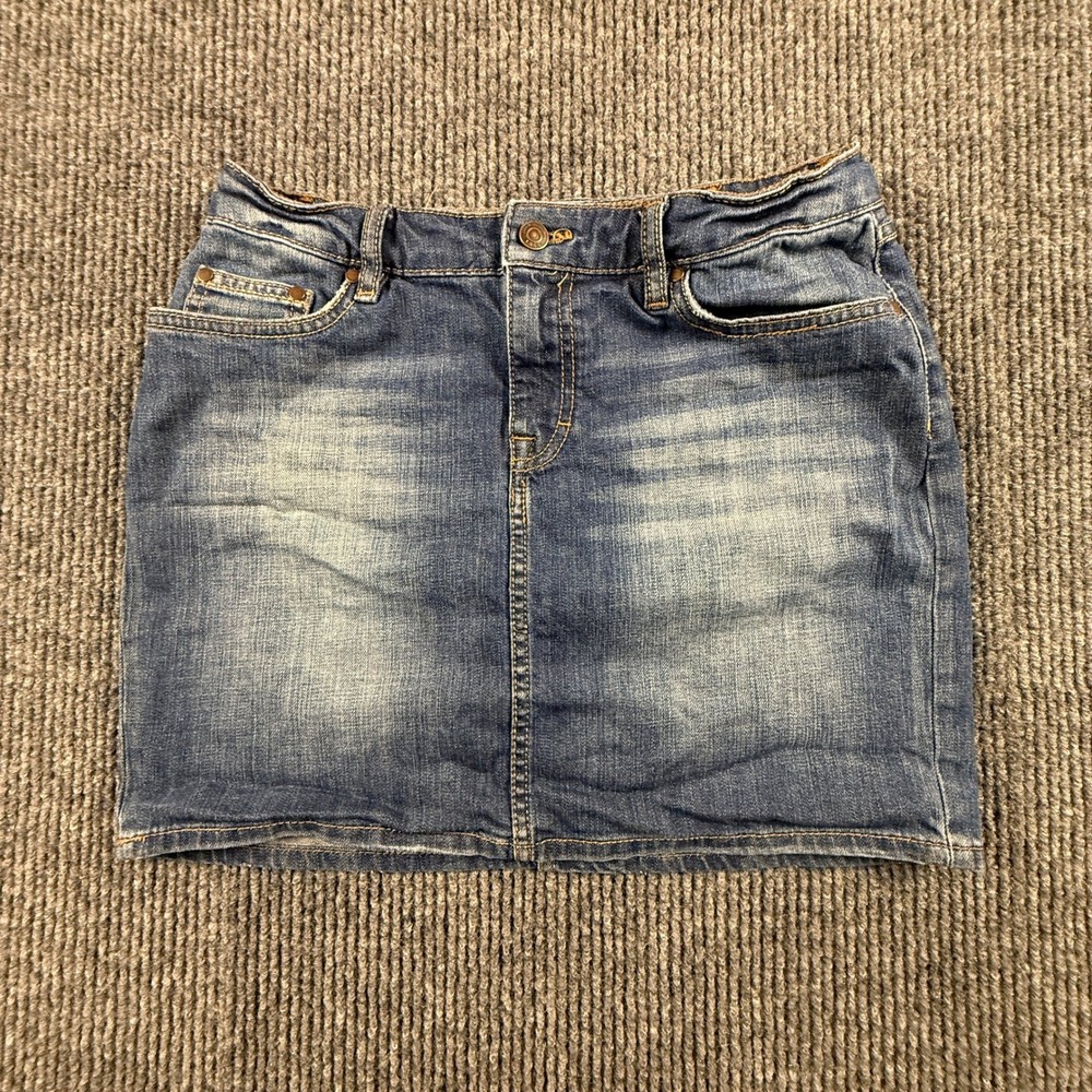 HM LOGG Womens Size 8  Denim Mini Skirt Medium Wash Blue Casual Jean Skirt