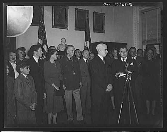 Photo:Murray Hill New York NY 1910s Office Dedication Ceremony Crowd Flags