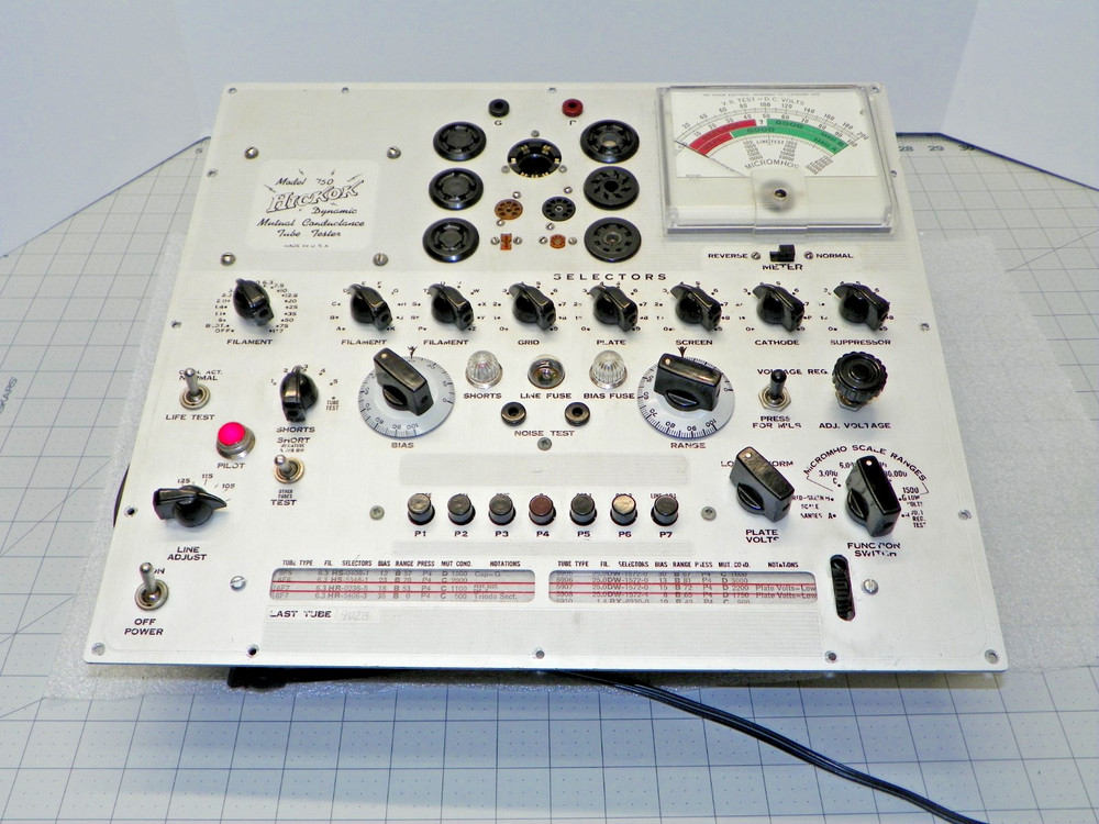 Hickok Model 750 Dynamic Mutual Conductance Vacuum Tube Tester  
