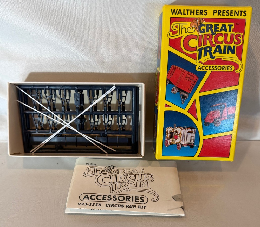 Walthers 933-1375 - The Great Circus Train Circus Ramps Kit