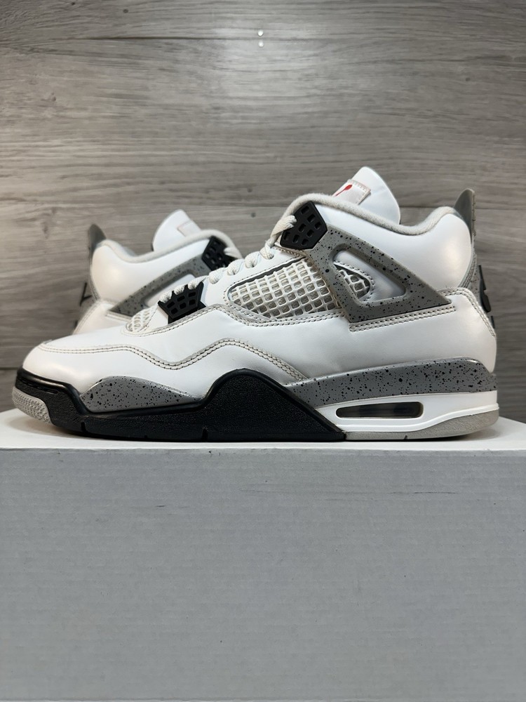 Air Jordan 4 Retro OG White Cement 2025 - Size 9.5