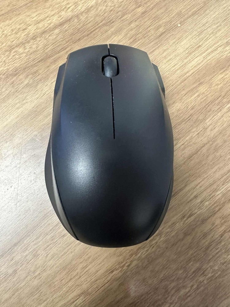 Best Buy Essentials Wireless Black Mouse BE-PMRF38 - Compact & Reliable